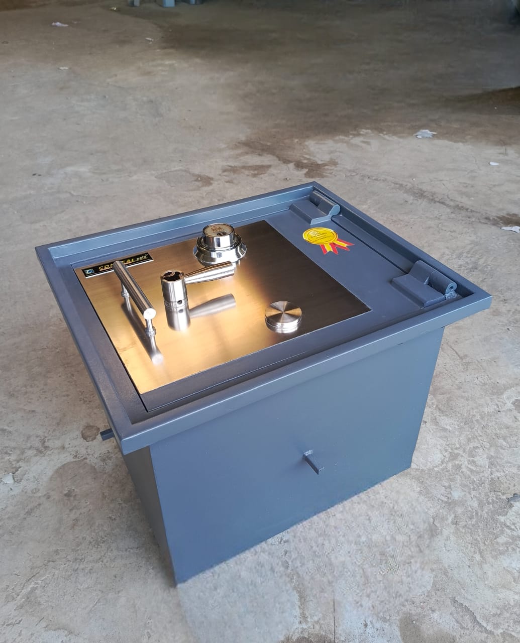 thumbnail Floor safe